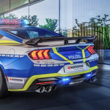 Ford Mustang 2024+ Dark Horse Style Spoiler mit getönter Gurney Flap